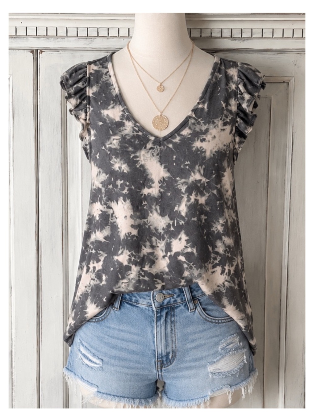 🟠NWT TWENTY SECOND Tie-Dye Ruffle Sleeve Tank Top in Charcoal/Ivory